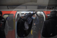 Tube and other public transport users have been warned to wear a face mask or risk a £200 fine.