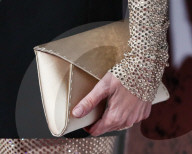 PEOPLE -  Schauspielerin Sandra Bullock trägt einen Stella McCartney Jumpsuit und eine Tyler Ellis Clutch bei der Premiere des Netflix-Films "The Unforgivable" in Los Angeles