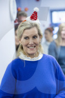 ROYALS -  Sophie von Wessex besucht die Disability Initiative in Camberley