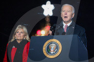 NEWS - Präsident Biden beim Anzünden der Beleuchtung des Weihnachtsbaums in Washington