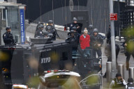 NEWS - Polizei zwingt Bewaffneten vor dem UN-Gebäude in New York zum Aufgeben