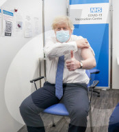 NEWS - Boris Johnson bekommt seine Booster-Impfung