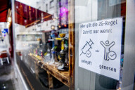 NEWS - Coronavirus: Weihnachtseinkäufe unter 2G Regel in Mönchengladbach