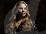 ROYALS - Prinzessin Amalia der Niderlande bei Fotoshooting anlässlich ihres 18. Geburtstages