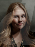 ROYALS - Prinzessin Amalia der Niderlande bei Fotoshooting anlässlich ihres 18. Geburtstages