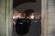 NEWS - Polizeiaufgebot bei nicht genehmigte Demonstration von Corona Massnahmen Gegnern in Görlitz