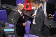 NEWS - Wahl von Olaf Scholz zum neuen Bundeskanzler in Berlin