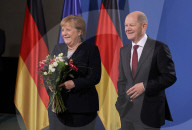 NEWS - Amtsübergabe von Angela Merkel an Bundeskanzler Olaf Scholz im Berliner Kanzleramt