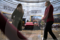 NEWS - Gedenkfeier für Senator Bob Dole im U.S. Capitol in Washington