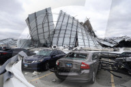 NEWS - USA: Tornado fordert Tote bei Amazon-Lagerhaus in Illinois