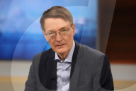 NEWS -  Der neue deutsche Gesundheitsminister Karl Lauterbach in der ARD Talkshow ANNE WILL