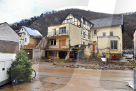 NEWS - Traurige Weihnachtszeit: Ein halbes Jahr nach der Hochwasser-Katastrophe an der Ahr