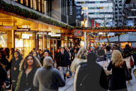 NEWS - Xmas Shopping Time: Volle Einkaufsstrassen in Rotterdam