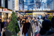 NEWS - Xmas Shopping Time: Volle Einkaufsstrassen in Rotterdam