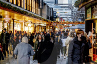 NEWS - Xmas Shopping Time: Volle Einkaufsstrassen in Rotterdam
