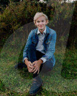FEATURE - Das ist nichts für Omas: Designstudent Will Chatlosh (19) häkelt prominente Gesichter