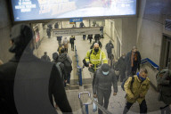 NEWS - Coronavirus: Pendler morgens unterwegs in London