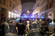 NEWS - Polizei unterbindet eine Montagsdemo der Corona-Massnahmen-Gegner in Görlitz