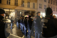 NEWS - Polizei unterbindet eine Montagsdemo der Corona-Massnahmen-Gegner in Görlitz