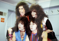 Gene Simmons, Eric Carr, Paul Stanley, Vinnie Vincent (Kiss)