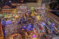 NEWS - Weihnachtsmarkt in Halle