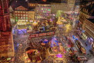 NEWS - Weihnachtsmarkt in Halle