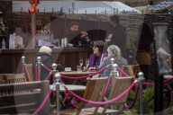 Thousands may go bust amid UK Omicron ‘fear campaign’, says pubs boss