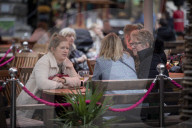 Thousands may go bust amid UK Omicron ‘fear campaign’, says pubs boss