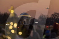 NEWS - Der nationale Weihnachtsbaum  vor dem Weissen Haus in Washington