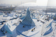 FEATURE -  Vergängliche Kunst - Die Ice-Snow World im chinesischen Harbin
