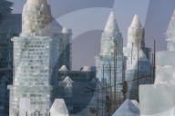 FEATURE -  Vergängliche Kunst - Die Ice-Snow World im chinesischen Harbin