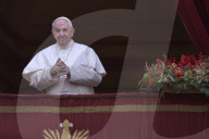NEWS -  Papst Franziskus spricht Urbi et Orbi-Segen am ersten Weihnachtstag