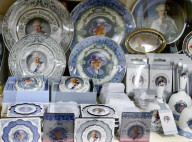 ROYALS - Souvenirs zum 70-Jährigen Thronjubiläum der Queen 2022