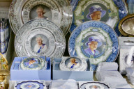 ROYALS - Souvenirs zum 70-Jährigen Thronjubiläum der Queen 2022
