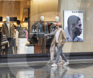 Shoppers out and about in Central London at the Boxing Day Sales, Regent Street, London, Great Britain 
26th December 2021