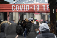 NEWS - Coronavirus: Covid-19 Testzentrum im New Yorker Stadtteil Queens
