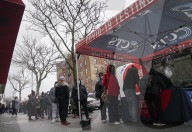 NEWS - Coronavirus: Covid-19 Testzentrum im New Yorker Stadtteil Queens