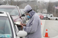 NEWS - Coronavirus:  Covid-Tests in Autos in St. Louis, Missouri