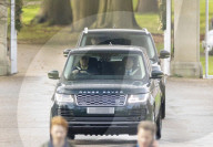 ROYALS - Prinz Andrew auf dem Weg zum Schloss Windsor