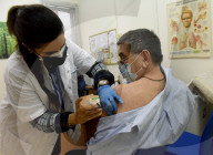 NEWS - Coronavirus: Vierte Impfdosen für über 60-Jährige in Israel