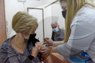 NEWS - Coronavirus: Vierte Impfdosen für über 60-Jährige in Israel