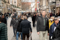 NEWS - München: Volle Einkaufsstrassen nach den Feiertagen