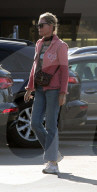Rebecca Romijn is spotted leaving GelsonÍs grocery store after doing some shopping in Calabasas on Monday afternoon.