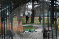 Murder investigation launched after 15-year-old fatally stabbed in Croydon.