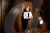 NEWS - Die neue Regierende Bürgermeisterin von Berlin Franziska Giffey in ihrem Büro