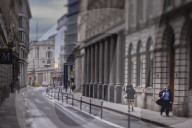 ‘It’s damaging for the City’: post-holiday London streets stay quiet.
Commuter numbers remain a fraction of pre-Covid times as return to work gets under way.