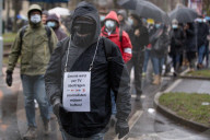 NEWS - Coronavirus: Protest gegen Corona-Massnahmen in Düsseldorf