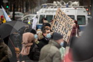 NEWS - Coronavirus: Protest gegen Corona-Massnahmen in Düsseldorf