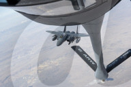 FEATURE - F-15 Eagle lässt sich im Flug betanken