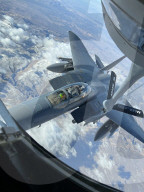 FEATURE - F-15 Eagle lässt sich im Flug betanken